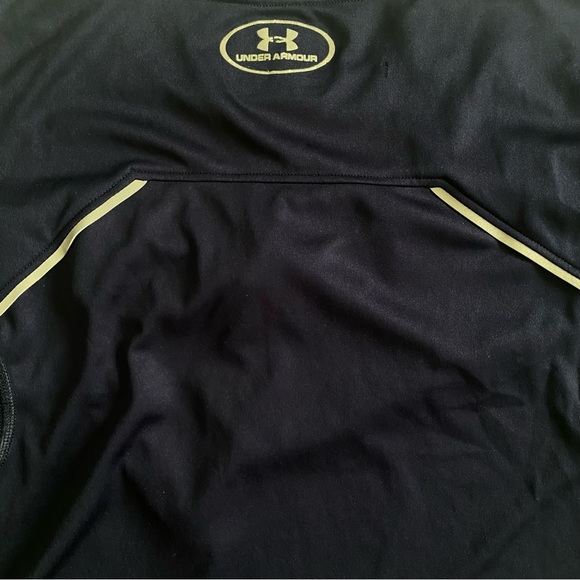 Navy Blue Underarmour Workout Shirt - Picture 6 of 8